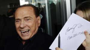 Milan, Berlusconi: «Ritorno? La decisione è definitiva»