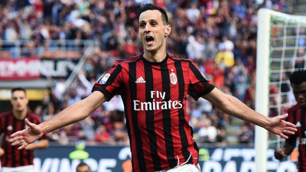 Kalinic esultanza tris milan settembre