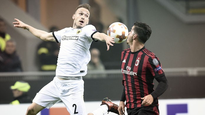 bakasis-andre-silva-milan-aek-atene-ottobre-2017