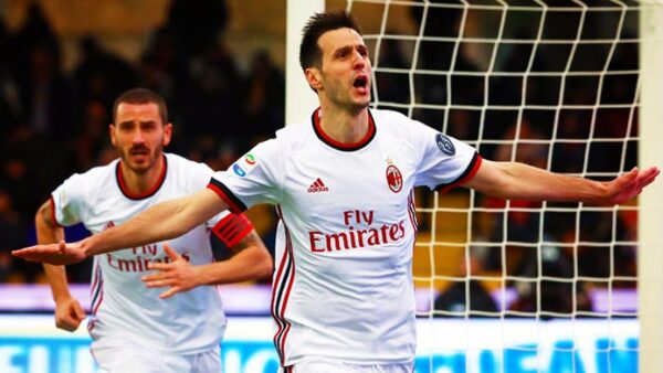 Kalinic esultanza milan dicembre