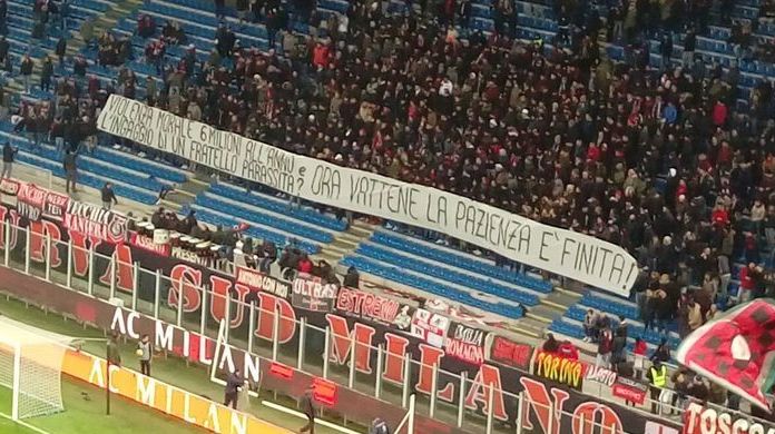 Cori E Striscioni Contro Donnarumma A San Siro Foto Milan News 24