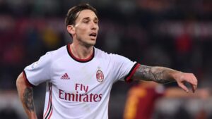 Lucas Biglia ha deciso: chiuderà la carriera in rossonero