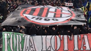Milan, la curva sta dalla parte di Mirabelli e Gattuso