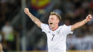 Calciomercato, Meyer e Depay i prossimi acquisti