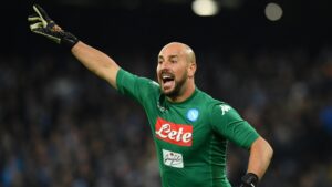Calciomercato, la presentazione di Reina e Strinic