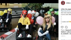 SuperMario e Luigi: due rossoneri si sfidano sui kart da Cattelan