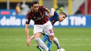 Infortunio Calhanoglu, sospiro di sollievo: niente lesione ma contro il Benevento non ci sarà