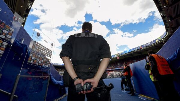 Polizia controlli stadio partita