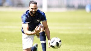 L’ex Adil Rami si propone a Inter e Milan