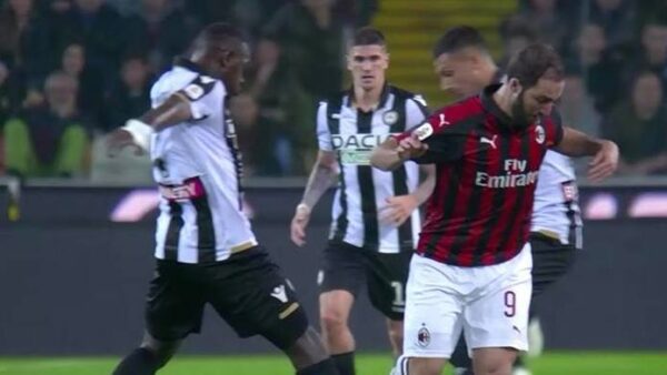 Higuain Udinese (1)
