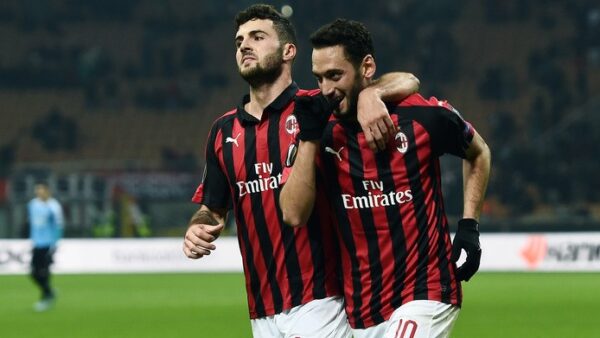 Cutrone Calhanoglu