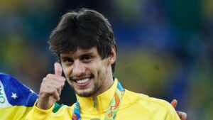Rodrigo Caio: addio Milan per colpa di…Paquetà