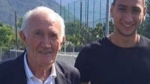 Milan, Donnarumma piange la morte del suo maestro