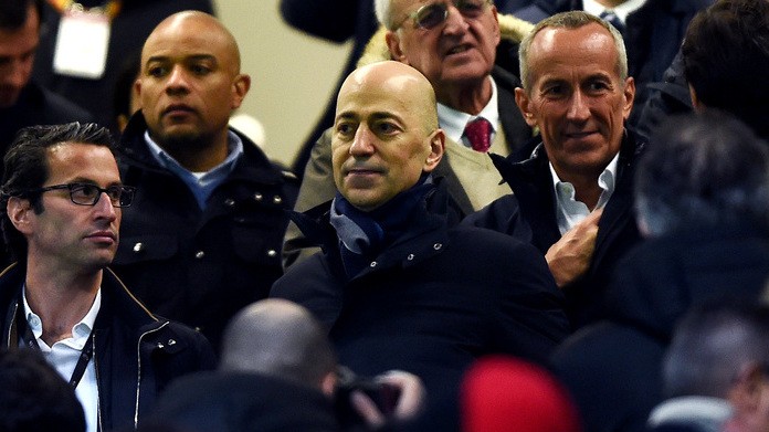 Ivan Gazidis, Gordon Singer