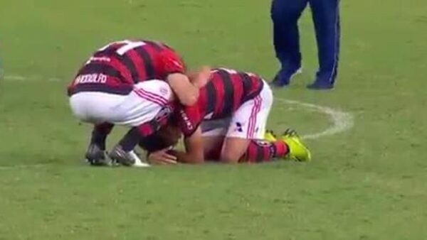 Paqueta piange