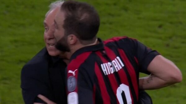 Higuain rabbia