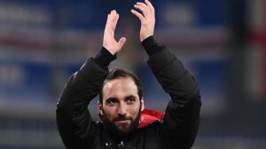 Higuain: «Voglio continuare ad essere un campione»