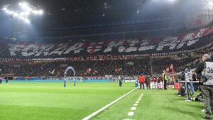 Milan-Lazio, le immagini più belle della partita e il video della Curva Sud