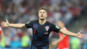 Il Torino molla Laxalt, la Roma sfida il Milan per Kramaric