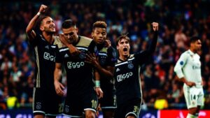 Il gioiellino classe 2002 dell’Ajax piace anche al Milan