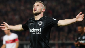 Adi Hutter tuona: «Rebic? Trattativa chiusa con la partita ancora in corso»