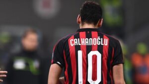 Calhanoglu all’Inter, un altro pacco per i cugini nerazzurri