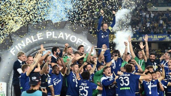 Hellas verona promozione