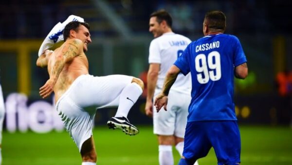 Vieri esultanza cassano la notte del maestro maggio