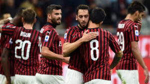 Milan, Calhanoglu si è allenato con il gruppo. Ottimismo per Musacchio