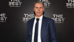 Van Basten in tackle sul Milan: «Oggi lotta per sopravvivere. Ai miei tempi…»