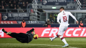 Milan, occhio ai diffidati: a rischio Theo Hernandez e Paquetà