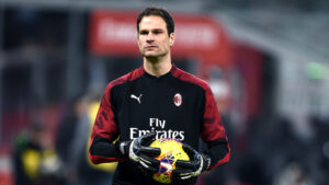 Ex rossoneri, Begovic vola da Rafa Benitez come vice Pickford