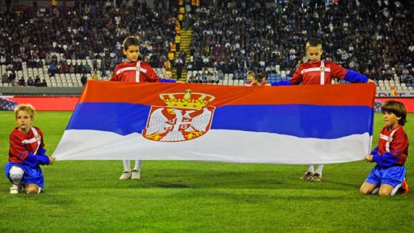 Serbia bandiera ottobre