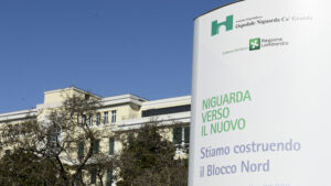 Sorpresa al centro vaccinale Niguarda, c’è un rossonero – FOTO