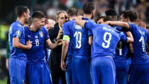 Corriere Sport: «Italia sciupona, sorpasso Lewandowski»