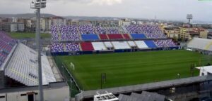 Domenica Crotone-Milan: match a porte chiuse senza tifosi