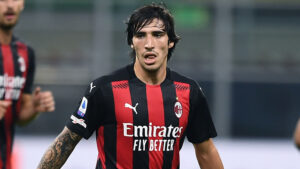 Milanello, c’è anche Tonali al raduno: applausi per il rossonero