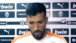 Milan, niente difensore centrale: sul mercato c’è ancora libero Garay
