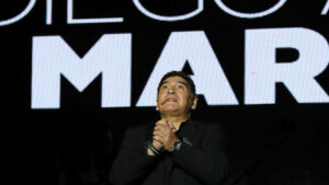 Il Calcio in lutto: è morto Diego Armando Maradona – VIDEO