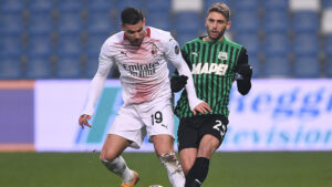 Milan, Theo Hernandez premiato come miglior giocatore di dicembre – FOTO