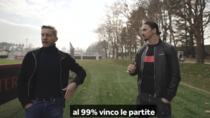 Ibra e Ambrosini scherzano insieme sulle vecchie partitelle in allenamento VIDEO