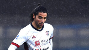 Cagliari contro omofobia, bifobia e transfobia: maglie speciali col Milan