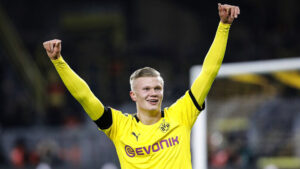 Calciomercato, reazione a catena: il Manchester Utd apre le danze