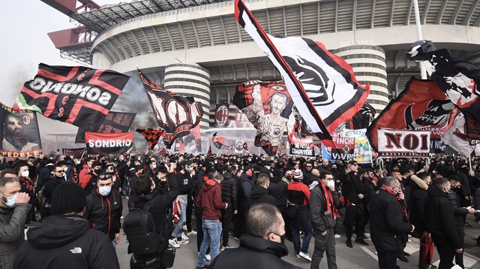 Tifosi-Milan.jpeg