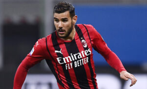 Theo Hernandez accoglie Giroud e Touré, il messaggio – FOTO