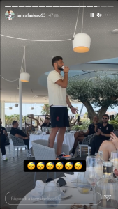 Giroud-Maignan Show: cantano e rappano al ristorante- FOTO 31 Screenshot 2021 08 05 at 15 18 10 Stories • Instagram