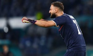 Donnarumma, il padre: «Fischi? Cose che succedono. Feriscono più noi»