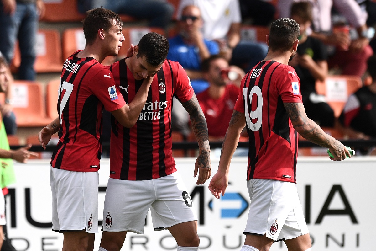 Formazioni ufficiali Milan Atletico Madrid: le scelte di Pioli 26 gol milan esultanza maldini