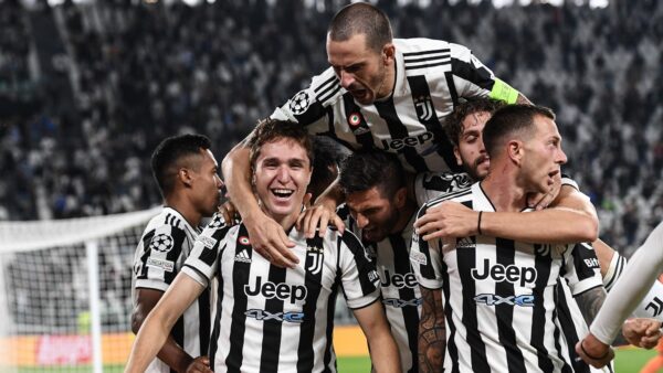 Juve esultanza chiesa