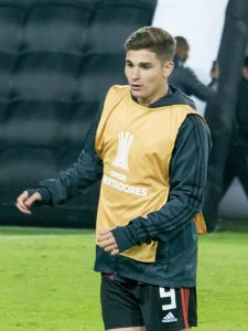 Alvarez Milan, parla l’agente: «Può giocare con Ibrahimovic ma il Milan…»